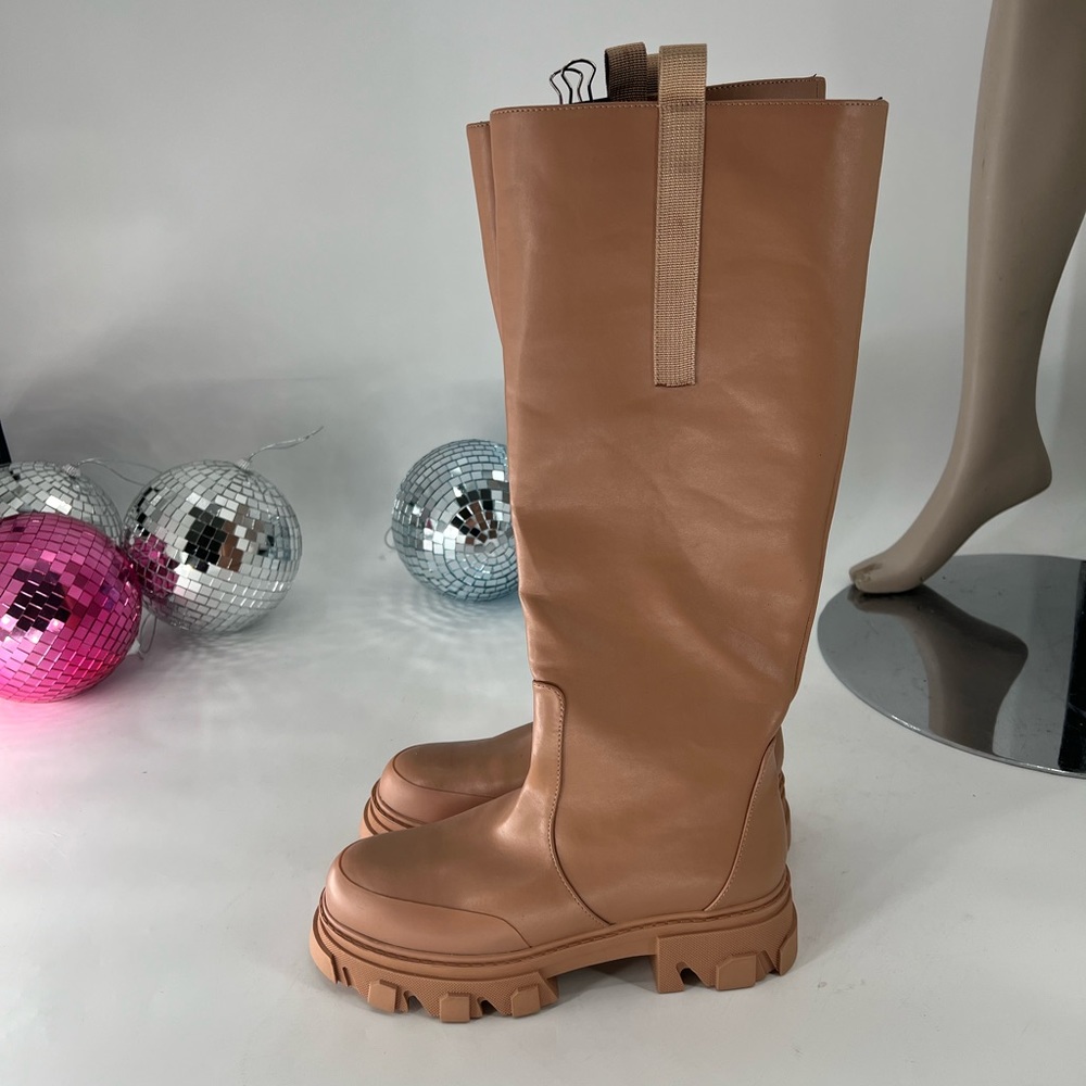Chunky boots NWOT